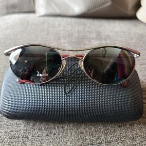 Vintage Maui Jim Sunglasses MJ-150-02